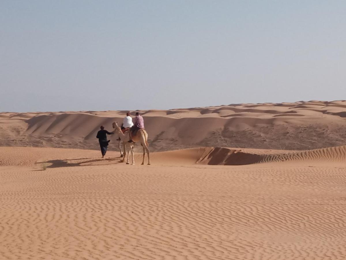 Safari Dunes Camp Ḩawīyah Exterior foto