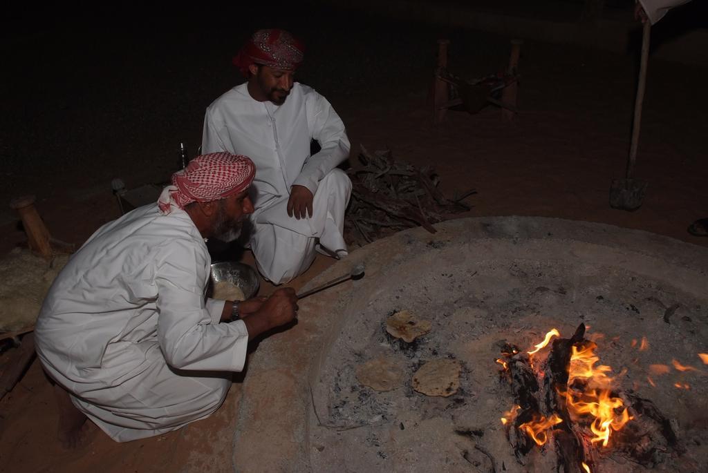 Safari Dunes Camp Ḩawīyah Exterior foto